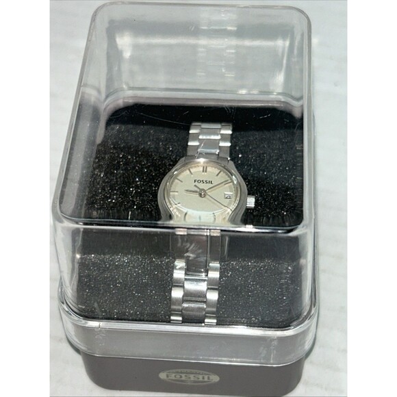 Fossil Women's Wrist Watch ES3165 - Picture 7 of 10